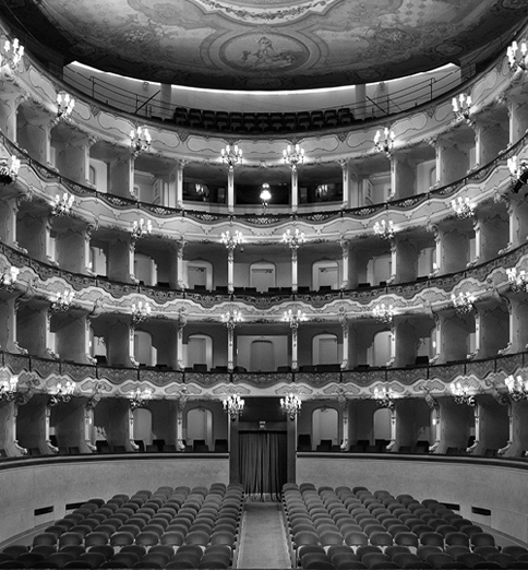 Teatro Mario del Monaco